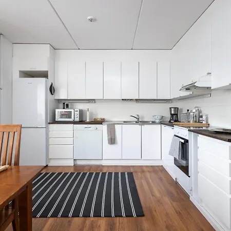 דירה Large 3-bedroom