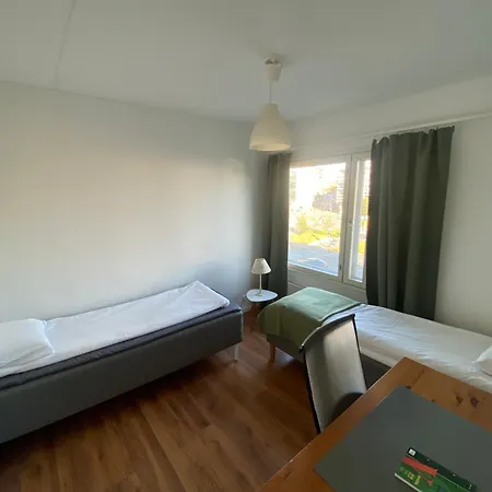 Large 3-bedroom *